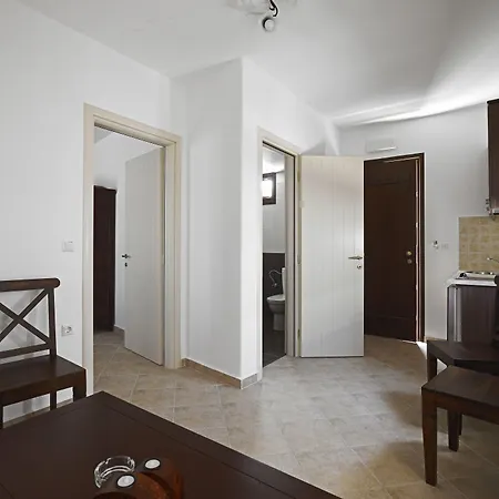 Anemomilos Aparthotel