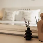 Apart-hotel Anemomilos