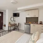 Anemomilos Apart-hotel