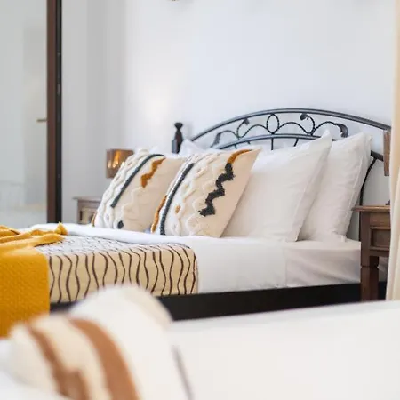 Aparthotel Anemomilos 2*